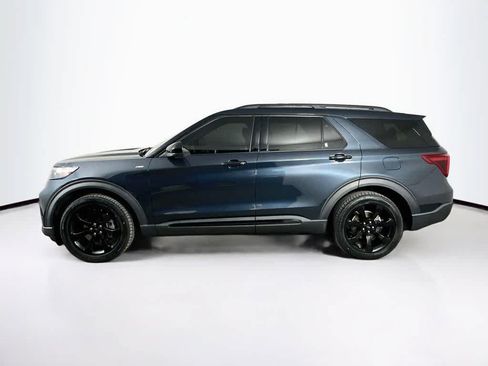 Used 2023 Ford Explorer ST-Line w/ Class IV Trailer Tow Package RWD image 3