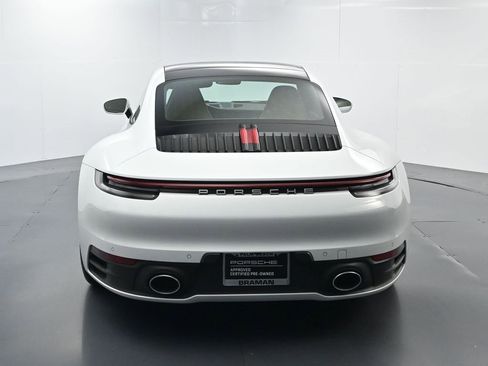 Certified 2022 Porsche 911 Carrera image 13