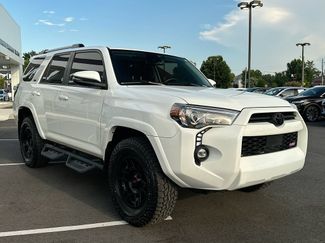 Used 2021 Toyota 4Runner SR5 Premium w/ Moonroof Package AWD/4WD video 2