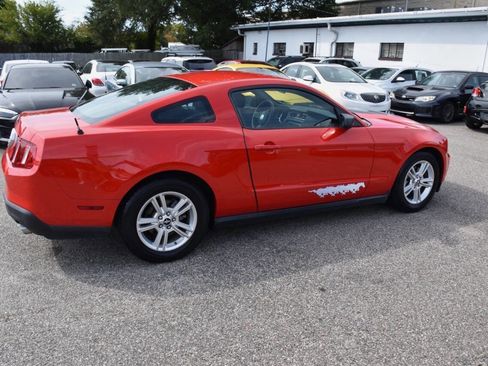 Used 2012 Ford Mustang Coupe RWD image 4