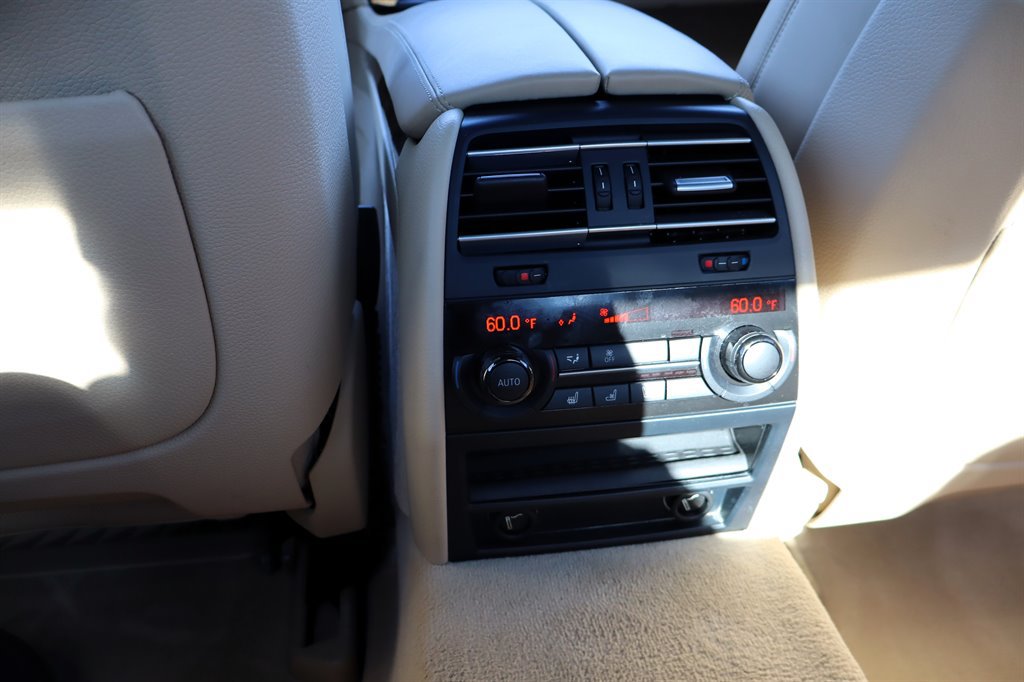 Used 2013 BMW 750Li RWD image 20