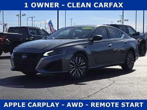 Used 2024 Nissan Altima 2.5 SV image 1