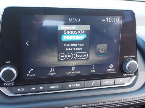 Used 2023 Nissan Rogue SL image 27