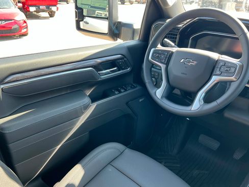 New 2026 Chevrolet Silverado 2500 LTZ w/ Trail Boss Package AWD/4WD image 12
