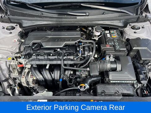 Certified 2024 Hyundai Elantra SE FWD image 11