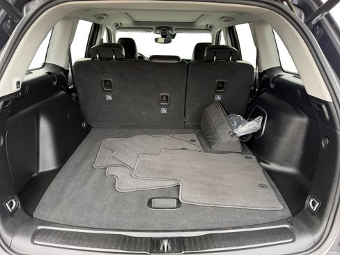 Used 2022 Jeep Grand Cherokee Limited 4xe image 17