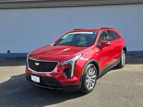 Certified 2023 Cadillac XT4 Sport FWD image 1