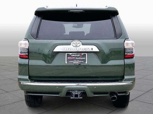 Used 2022 Toyota 4Runner Limited image 4