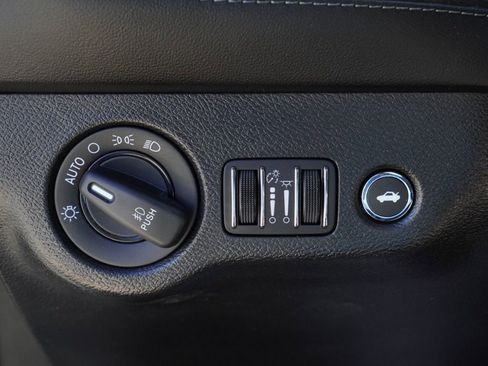 Used 2023 Dodge Challenger GT w/ Plus Package image 13