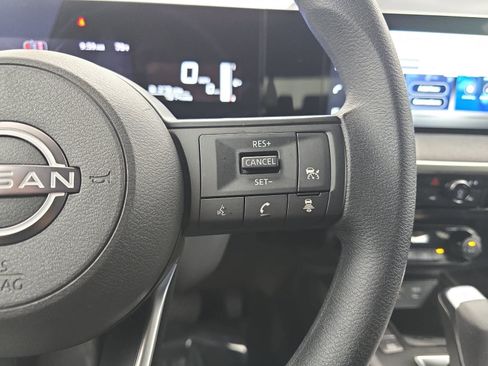 Used 2026 Nissan Kicks SV FWD image 15