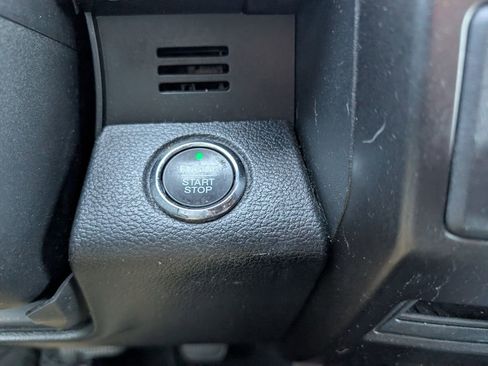 Used 2020 Ford Expedition Limited image 21