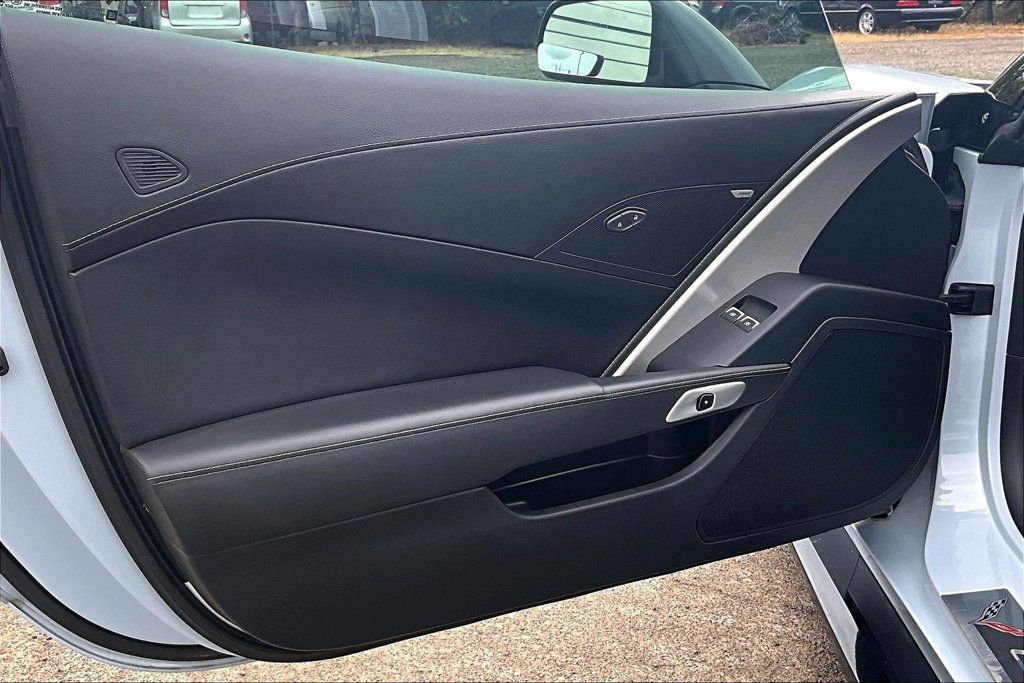 Used 2019 Chevrolet Corvette Grand Sport w/ Grand Sport Heritage Package RWD image 20