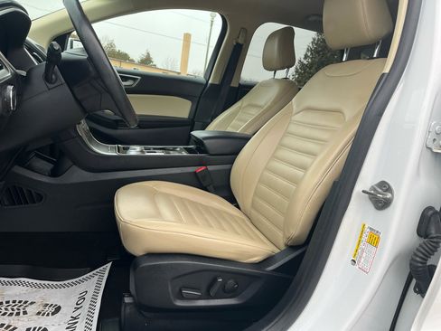Used 2020 Ford Edge SEL image 14