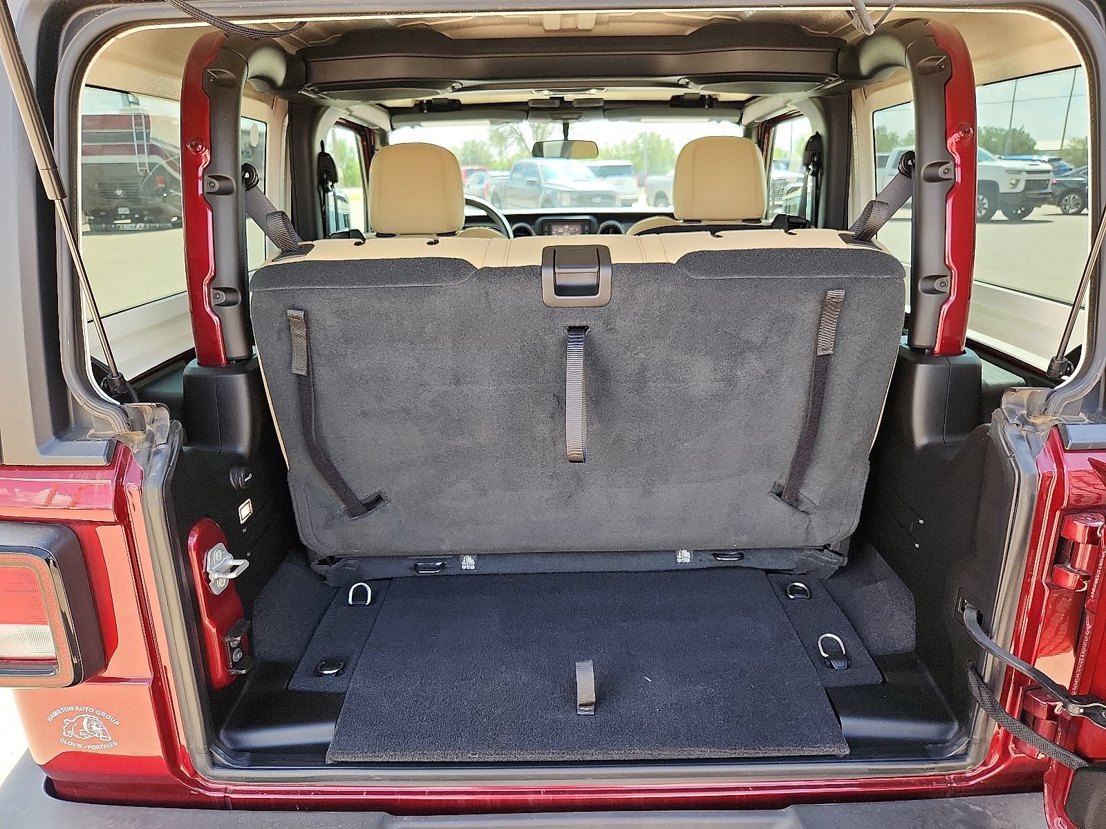 Used 2021 Jeep Wrangler Sport AWD/4WD image 8