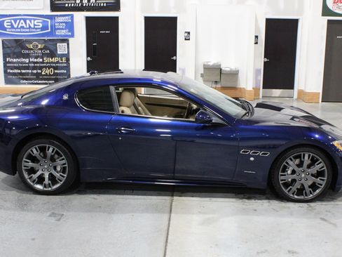 Used 2012 Maserati GranTurismo S RWD image 35