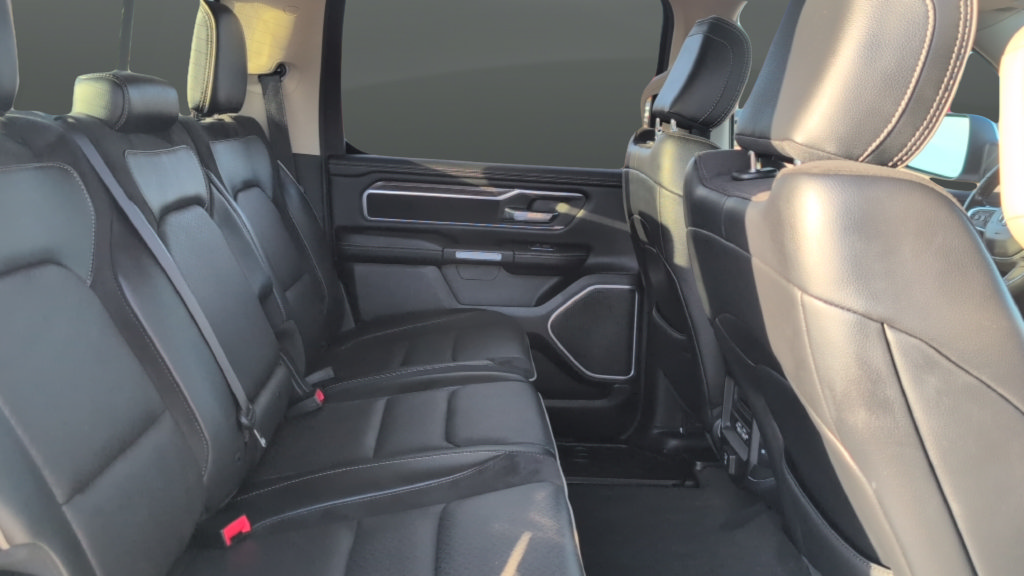 Used 2020 RAM 1500 Laramie AWD/4WD image 24