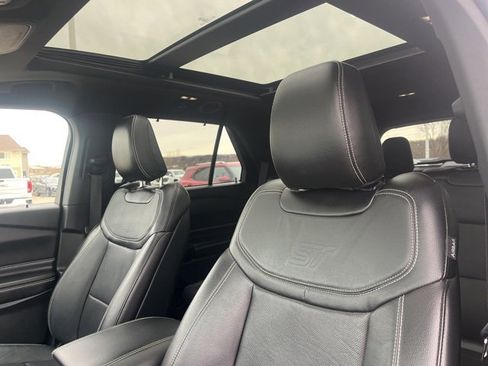 Used 2020 Ford Explorer ST image 15