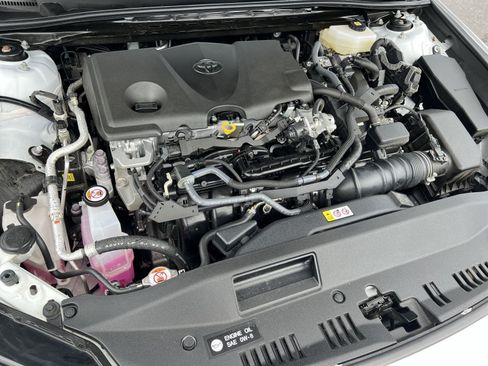 Used 2025 Toyota Camry LE AWD/4WD image 34