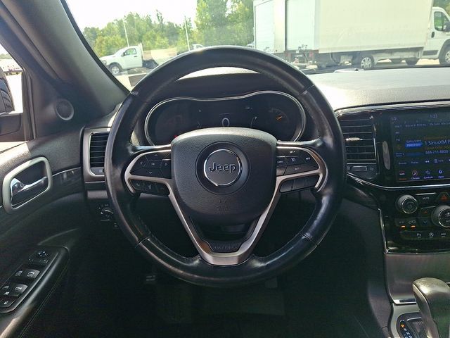 Used 2020 Jeep Grand Cherokee Altitude AWD/4WD image 19