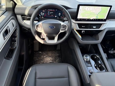 New 2026 Ford Explorer Active w/ Active Comfort Package AWD/4WD image 19