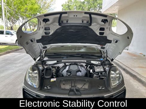 Used 2023 Porsche Macan Turbo AWD/4WD image 11