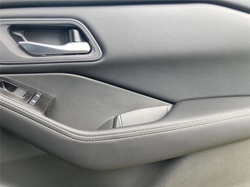 New 2026 Nissan Rogue SV image 31