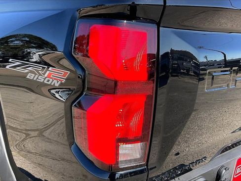 Used 2024 Chevrolet Colorado ZR2 w/ ZR2 Bison Edition image 20