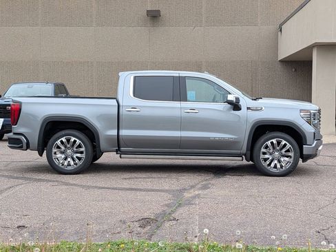 New 2026 GMC Sierra 1500 Denali w/ Denali Reserve Package AWD/4WD image 19
