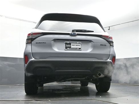 New 2025 Subaru Forester Touring image 38