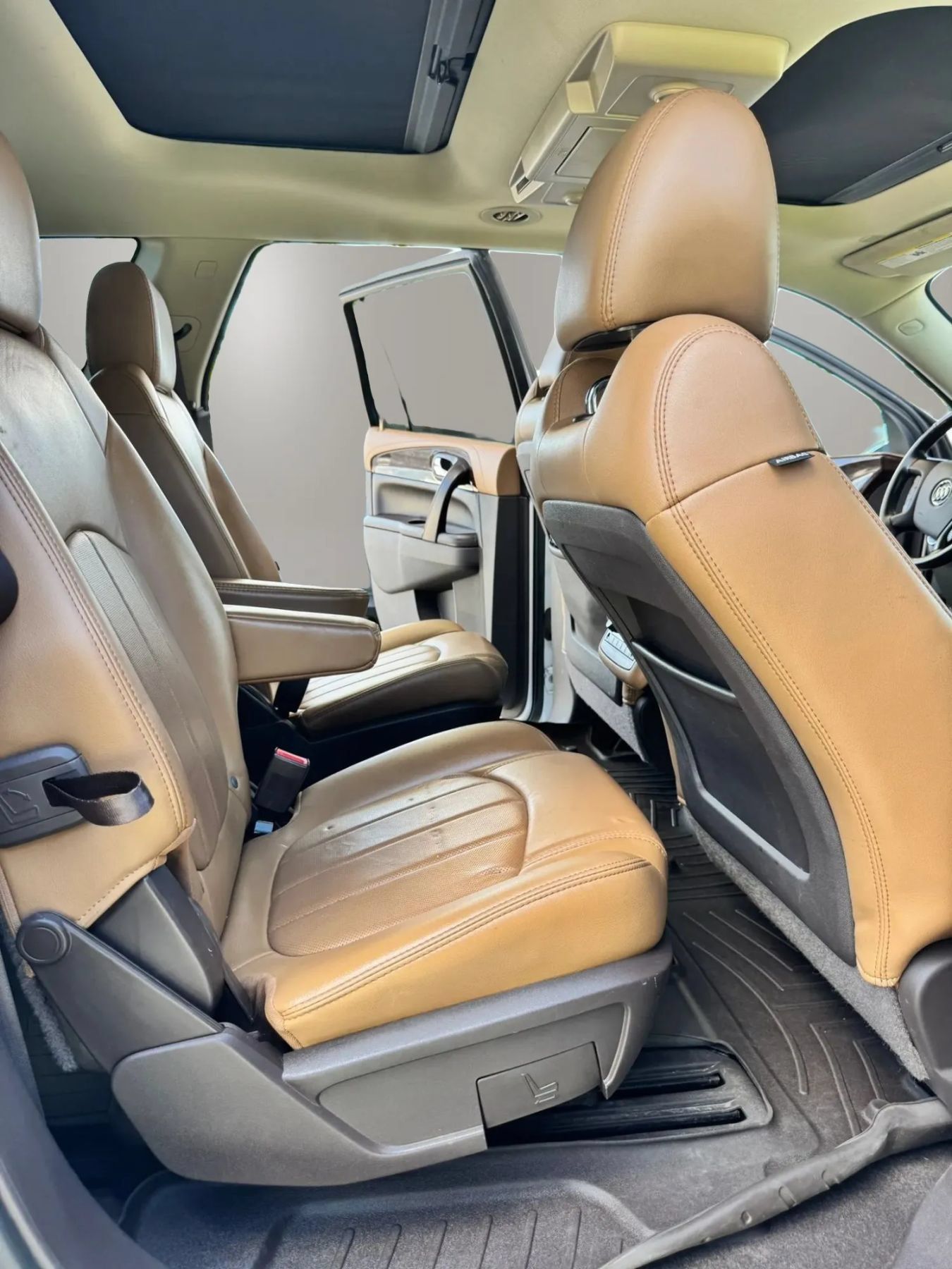 Used 2017 Buick Enclave Premium w/ Experience Buick Package AWD/4WD image 23