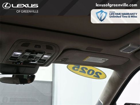 Used 2025 Cadillac Escalade Sport Platinum image 21