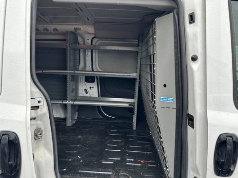 Used 2021 RAM ProMaster City Tradesman image 13