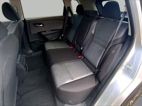 Used 2023 Nissan Rogue SV AWD/4WD image 21