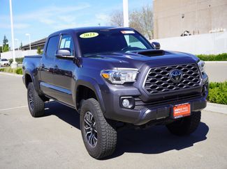 Used 2023 Toyota Tacoma TRD Sport w/ Advanced Technology Package video 1