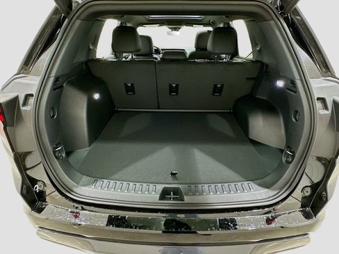 New 2026 GMC Terrain AT4 w/ Convenience Package III image 27