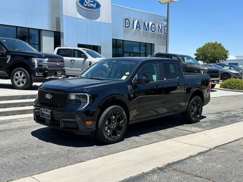 New 2026 Ford Maverick Lariat w/ Black Appearance Package AWD/4WD image 2