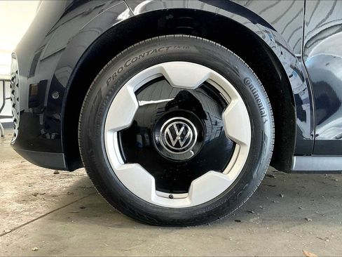 New 2025 Volkswagen ID. Buzz Pro S image 14