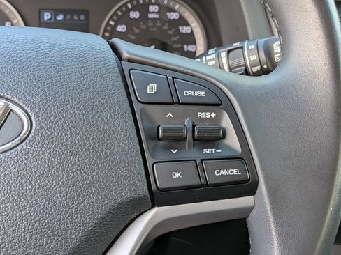 Used 2018 Hyundai Tucson Value FWD image 25