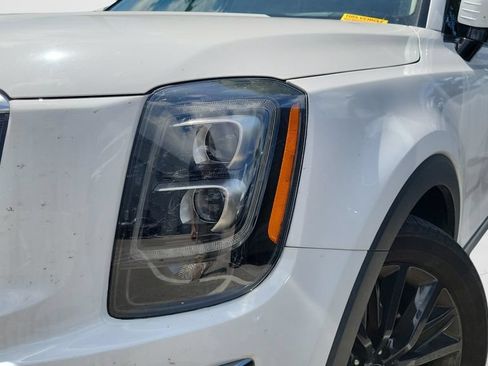 Used 2022 Kia Telluride SX w/ SX Prestige Package AWD/4WD image 7