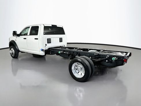 New 2026 RAM 5500 Tradesman w/ Chrome Appearance Group AWD/4WD image 5