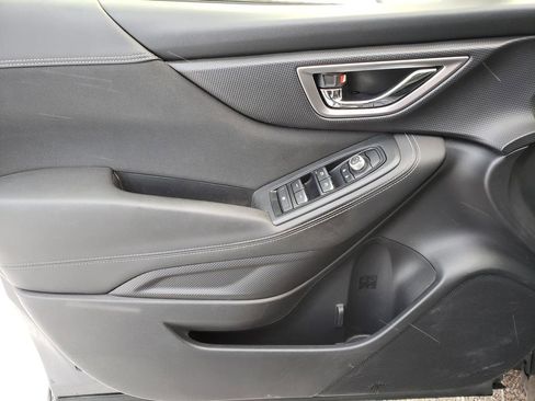 Used 2020 Subaru Forester Premium image 9