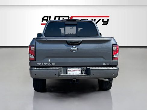 Used 2020 Nissan Titan SL w/ Moonroof Package RWD image 6