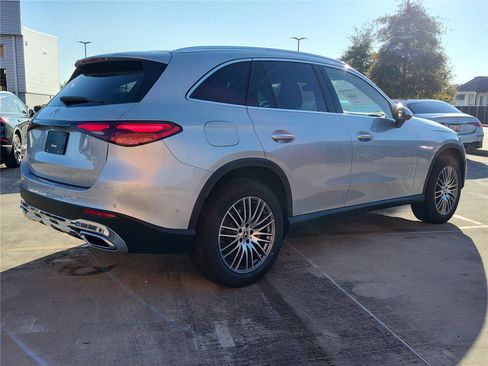 New 2026 Mercedes-Benz GLC 300 image 4
