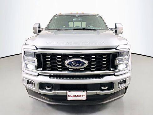 Used 2024 Ford F450 Platinum w/ FX4 Off-Road Package AWD/4WD image 3