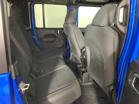 Used 2024 Jeep Gladiator Sport image 29