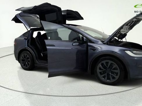 Used 2022 Tesla Model X AWD/4WD image 13