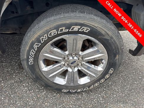 Used 2019 Ford F150 Lariat image 24