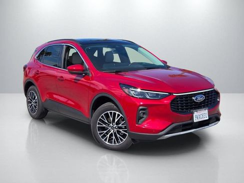 Used 2024 Ford Escape SE w/ PHEV Premium Package FWD image 1