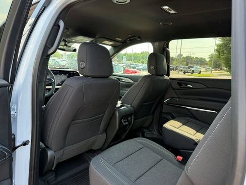 New 2026 Chevrolet Traverse LT w/ Midnight/Sport Edition FWD image 13