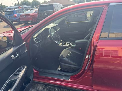 Used 2019 Kia Optima S w/ S Panoramic Sunroof Package FWD image 6